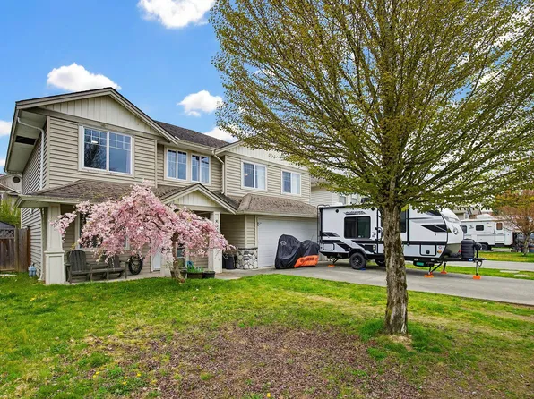 8627 Henderson St, Mission, BC V2V 7P9