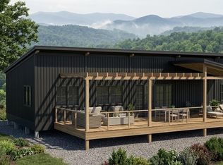 667 Soft Ridge Rd, Celina, TN 38551