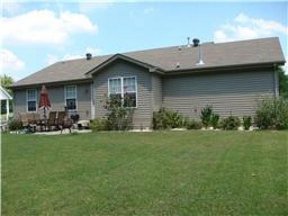 3rd image of 404 Kelsey Dr