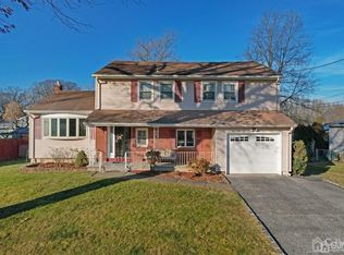 8 Augusta Ave, Edison, NJ 08820