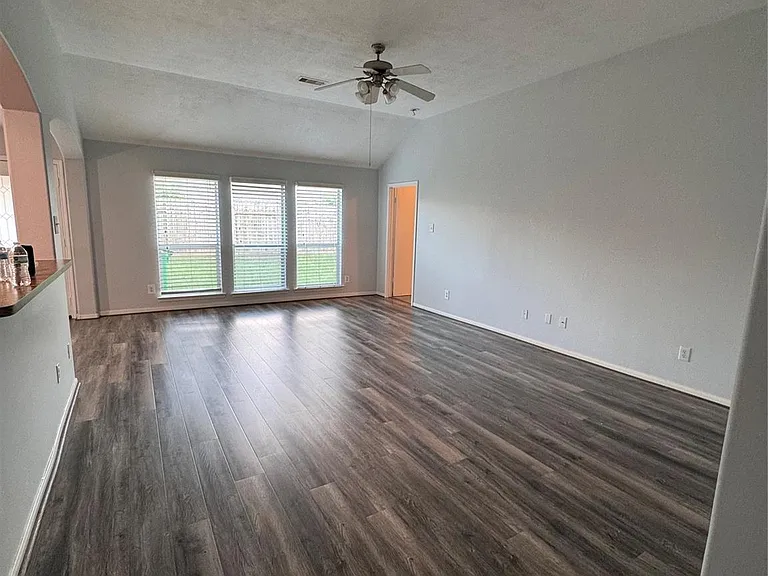 19215 Anthurium Ct — Photo 6