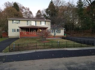 39 Woodlawn Ave, Poughkeepsie, NY 12601