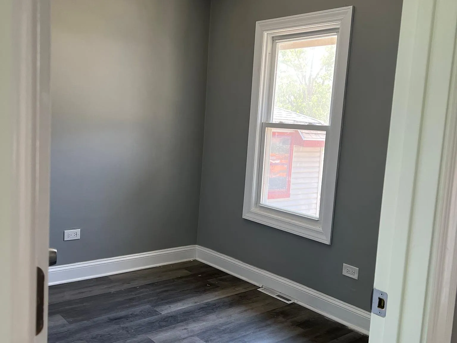 104 Pulaski Rd — Photo 4