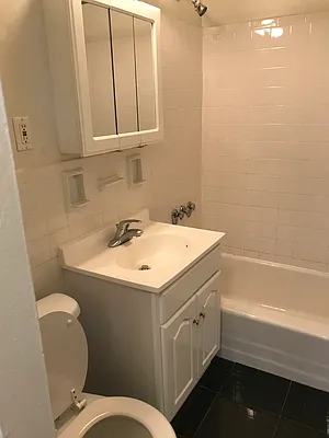 Rented by UES Management | media 20