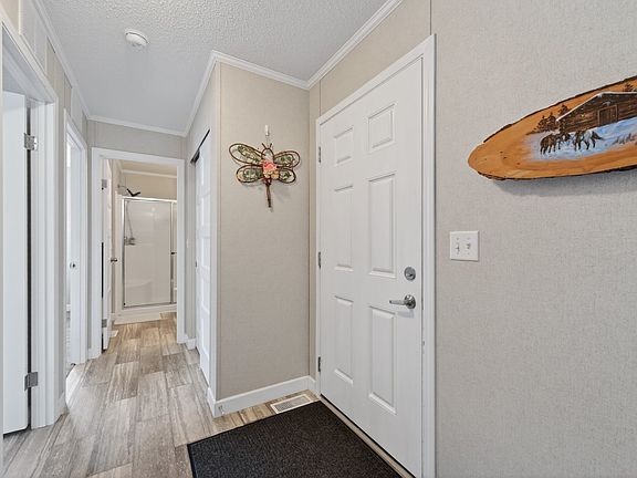 3rd image of 5005 River Rd #107