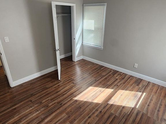 5th image of 1917 E 21st Ave