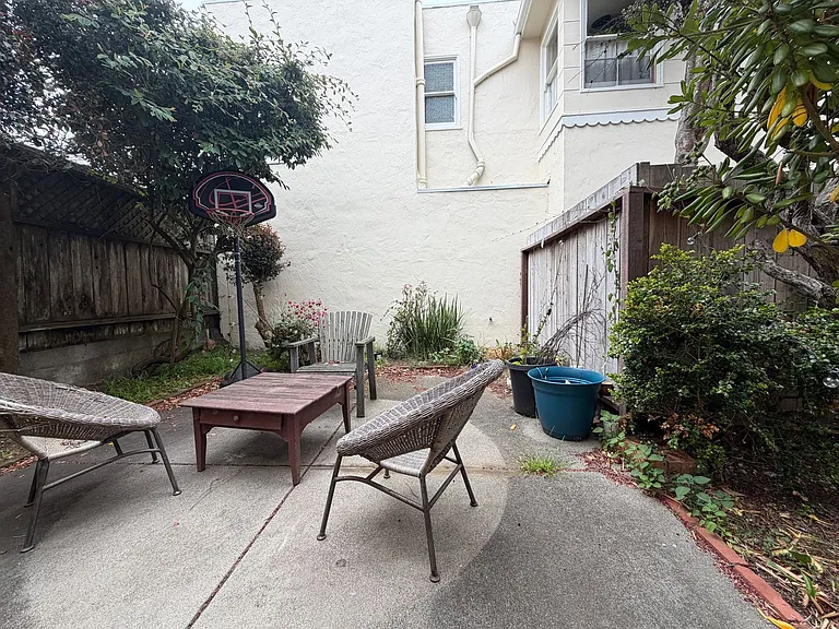 1603 Ortega St #1601 — Photo 21