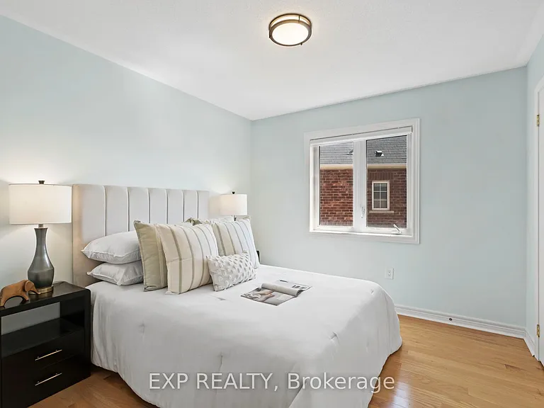 131 Greenwood Rd — Photo 18