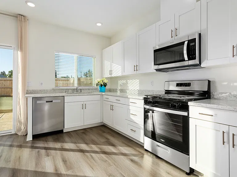 966 Bertino Pl — Photo 4