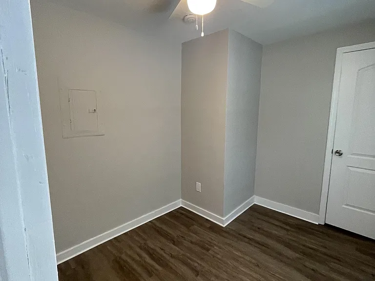 5825 Sledge St — Photo 15