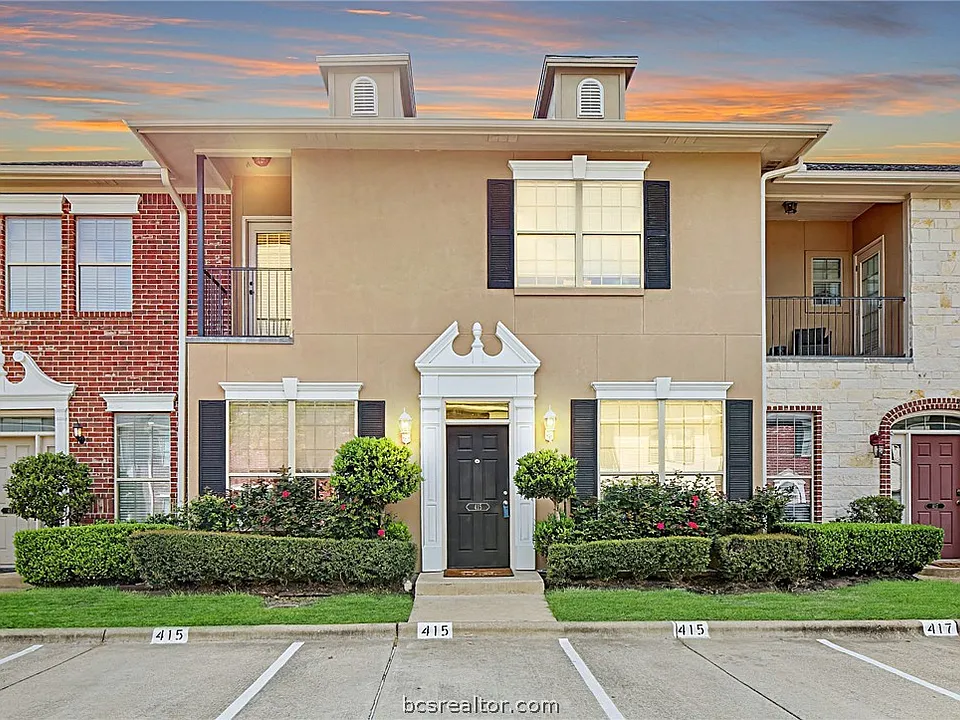 415 Forest Dr