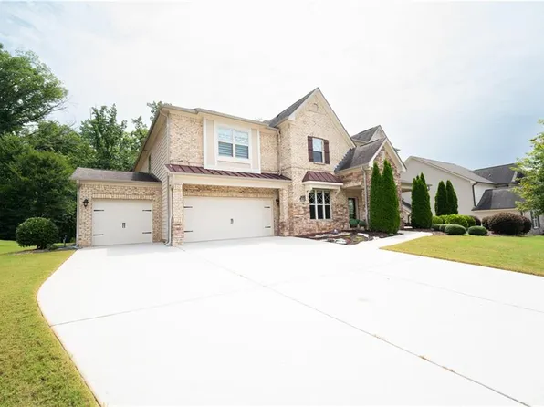1451 Torrington Dr, Auburn, GA 30011