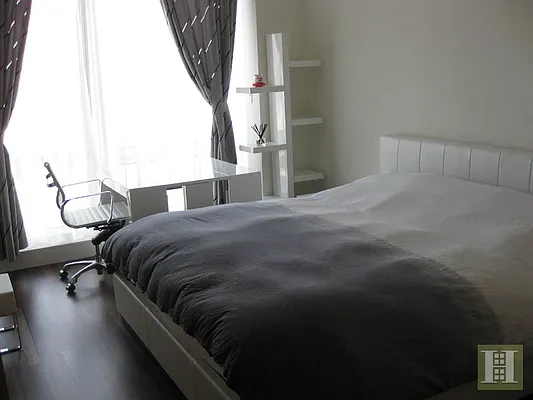 Rented by Halstead Real Estate | media 16