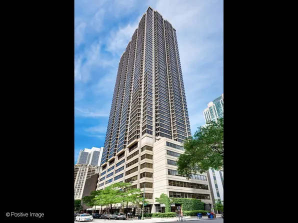 (undisclosed Address), Chicago, IL 60611