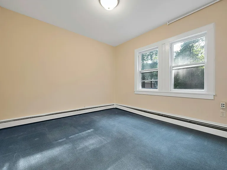288 S Van Dien Ave #D — Photo 12