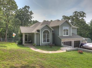 7 Centennial Dr, Seneca, MO 64865