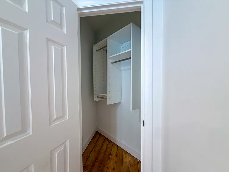 100 Sheridan Ave #1 — Photo 19