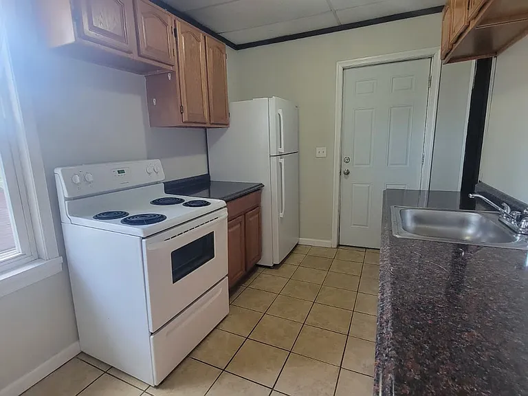 214 Mayock St — Photo 14
