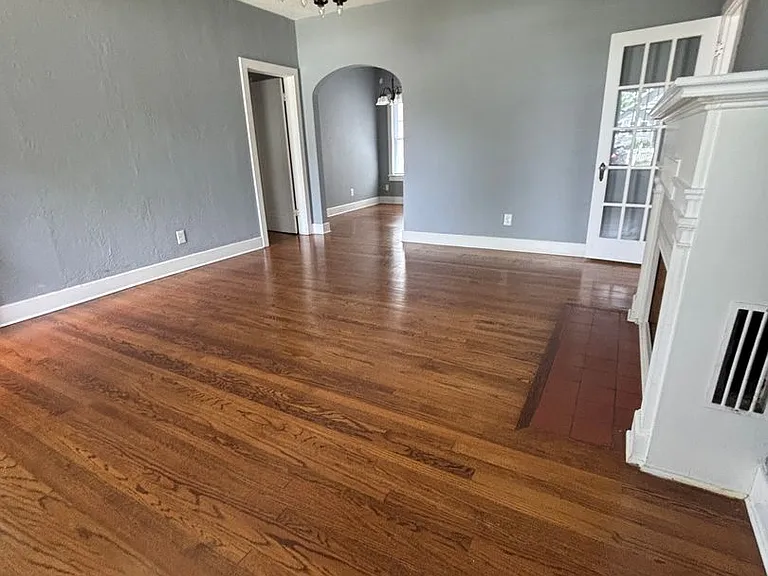 211 N Highland Ave — Photo 6