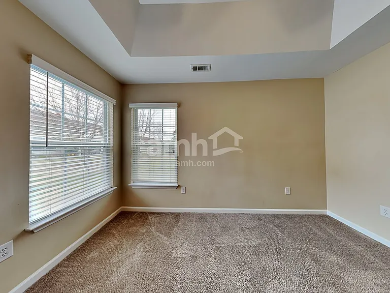 407 Windham Ct — Photo 10