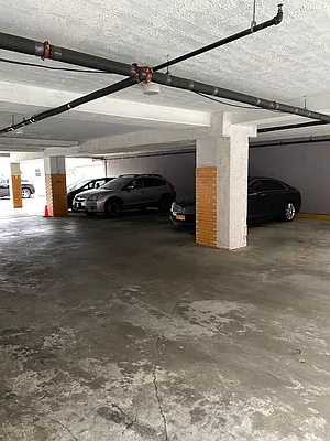 Rented by 18 REALTY | media 23