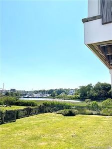 20 Jackson Ave, Mystic, CT, 06355