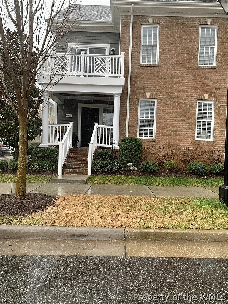 4 bed, 4.0 bath, 1949 sqft, $2,900 — Photo 1