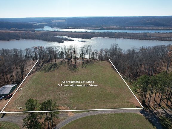 4th image of 115 Aresti Dr W Lot 4