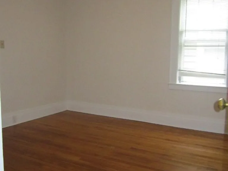 622-24 Euclid Avenue — Photo 14