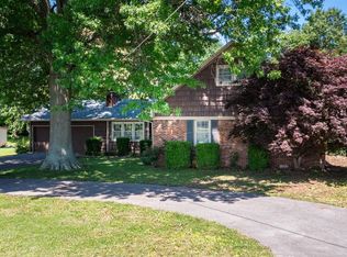 2257 Smallhouse Rd, Bowling Green, KY 42104