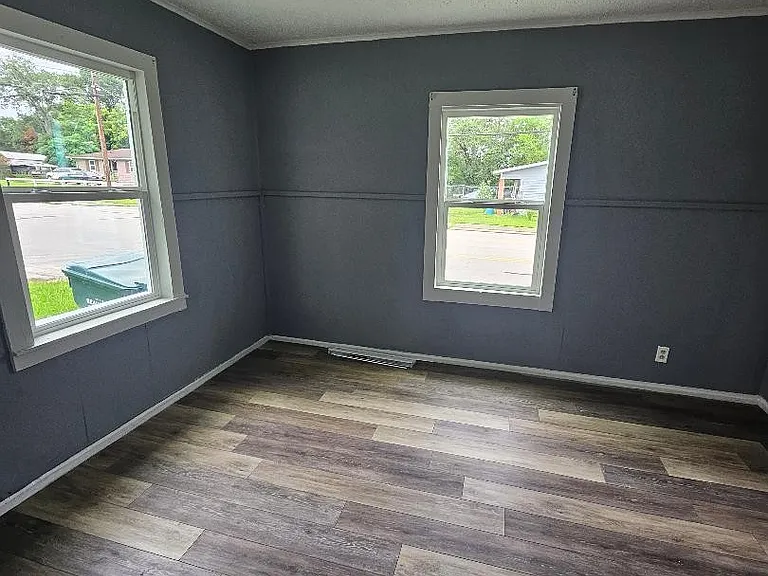 2905 Glenwood Ave #2905 GLENWOOD AVE — Photo 7