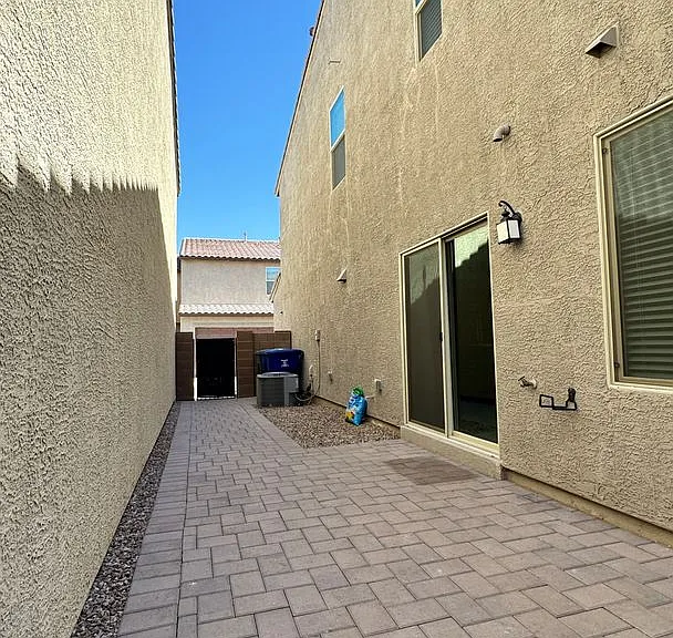 1108 E Ascent St — Photo 20