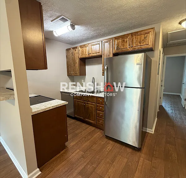 143 W Deaderick St #E — Photo 6