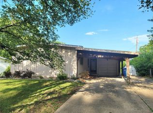 1906 SW Belle Ave, Topeka, KS 66604