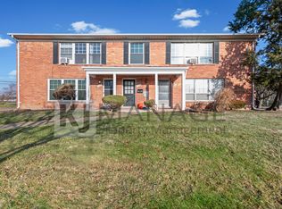 2810 W Thirteen Mile Rd #3, Royal Oak, MI 48073