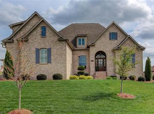 1043 Heron Ridge Rd, Winston Salem, NC 27106