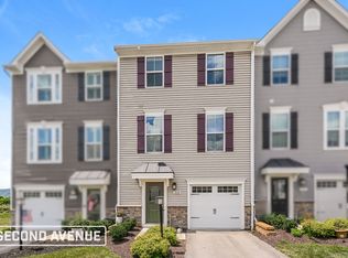 2028 Cade Dr, Monaca, PA 15061