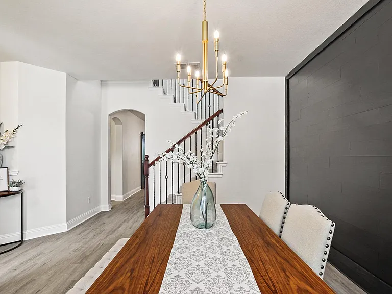 1509 Waterfall Ln — Photo 10