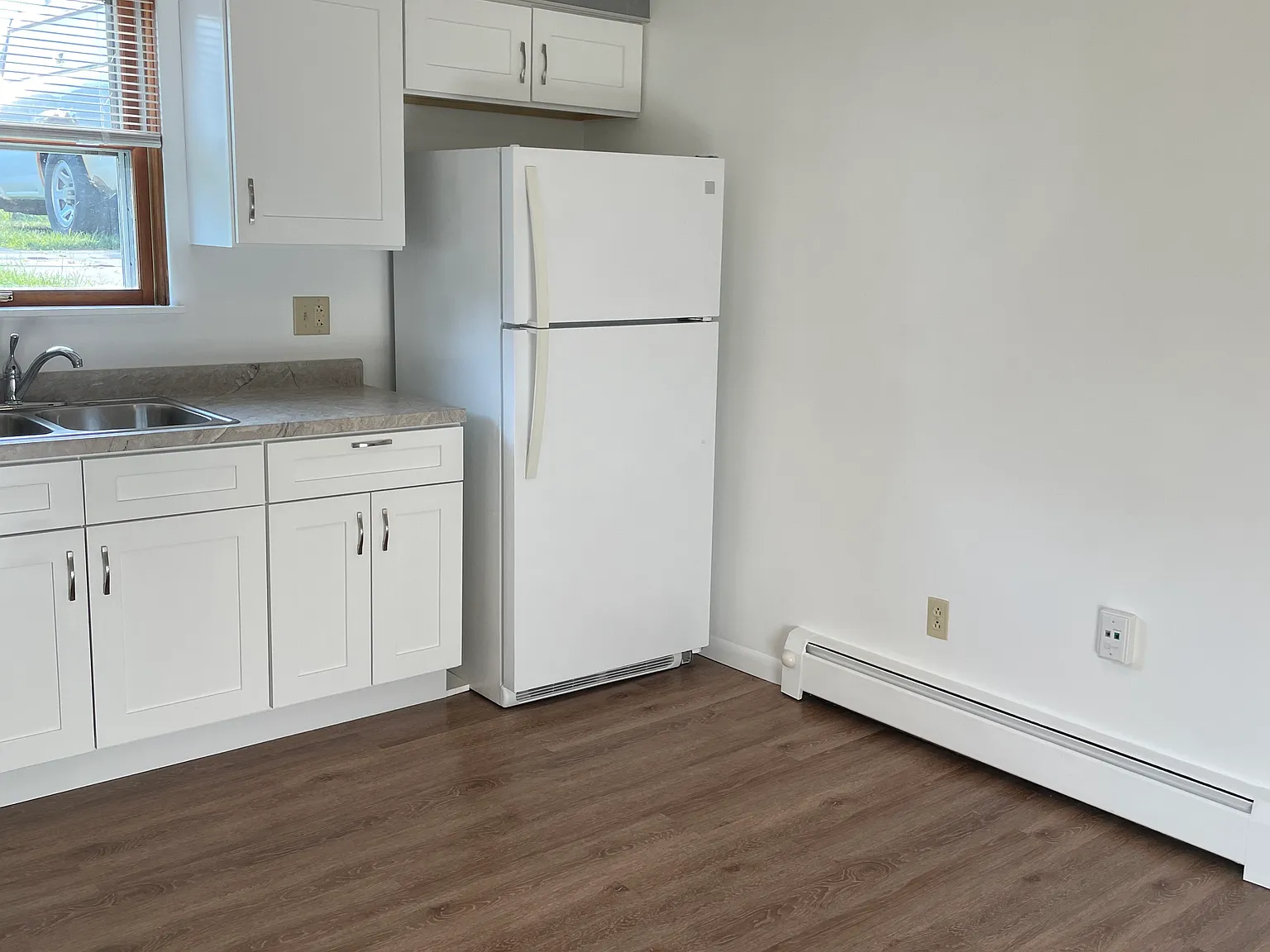 2 bed, $1,350 — Photo 2