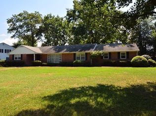 6856 Robin Dr, Seaford, DE 19973