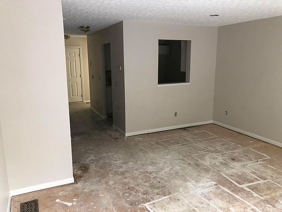 3rd image of 4054 Meadowleigh Way #32C