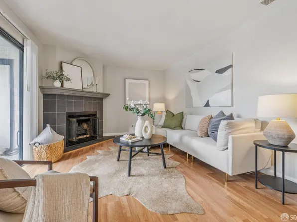 945 Fletcher Ln #A311, Hayward, CA 94544