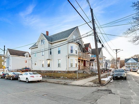 3rd image of 16 Salem St