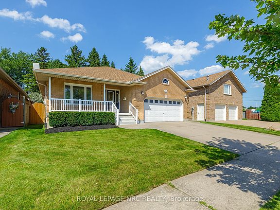 3rd image of 7621 Cameron Ct
