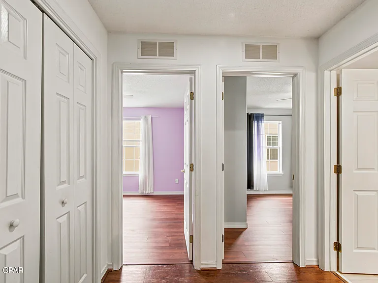 211 Biltmore Pl — Photo 33