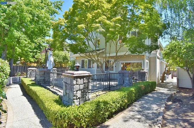 74 Canyon Green Way — Photo 42