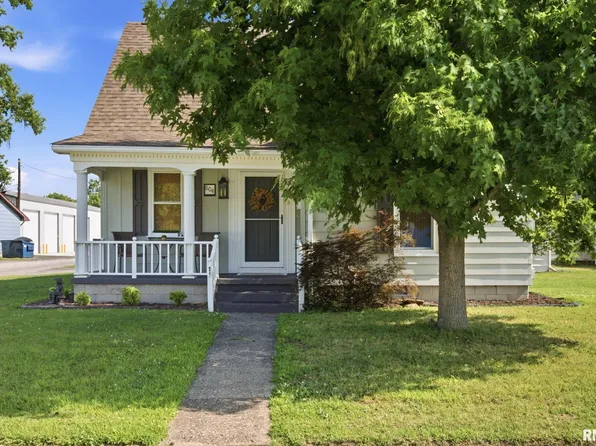 804 W Maplewood St, Marion, IL 62959