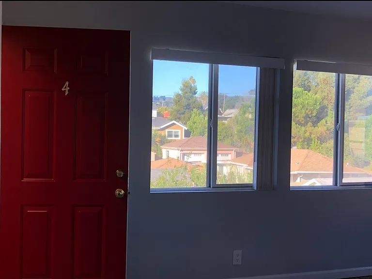 251 San Marco Ave #4 — Photo 1