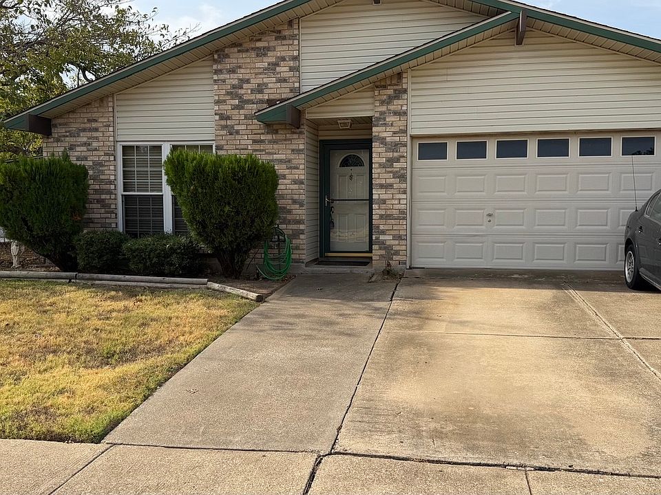 1st image of 3832 Mulberry Ln