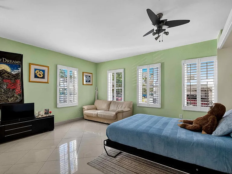 802 Euclid Ave #104 — Photo 9